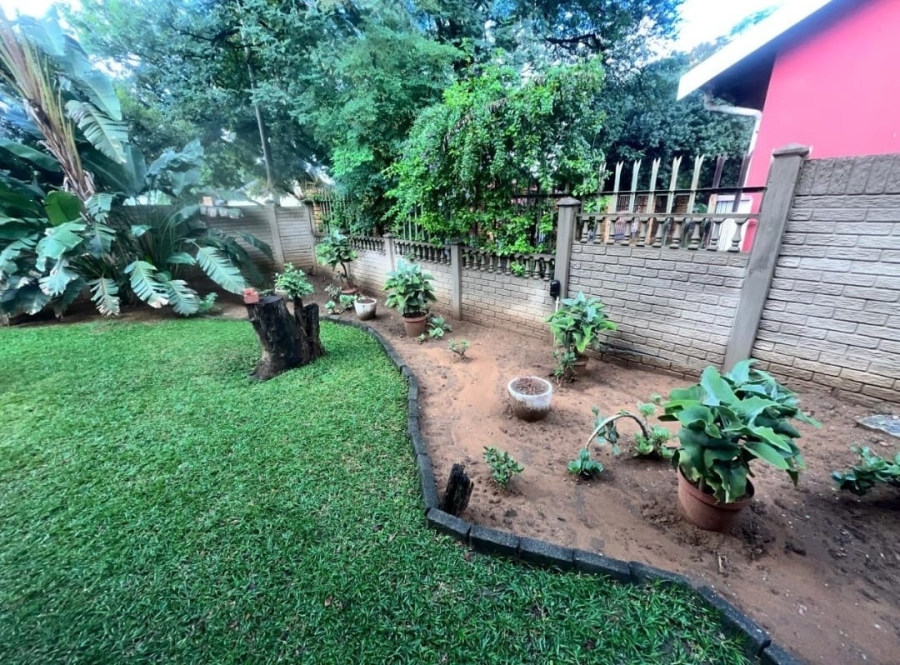 3 Bedroom Property for Sale in Geelhoutpark North West